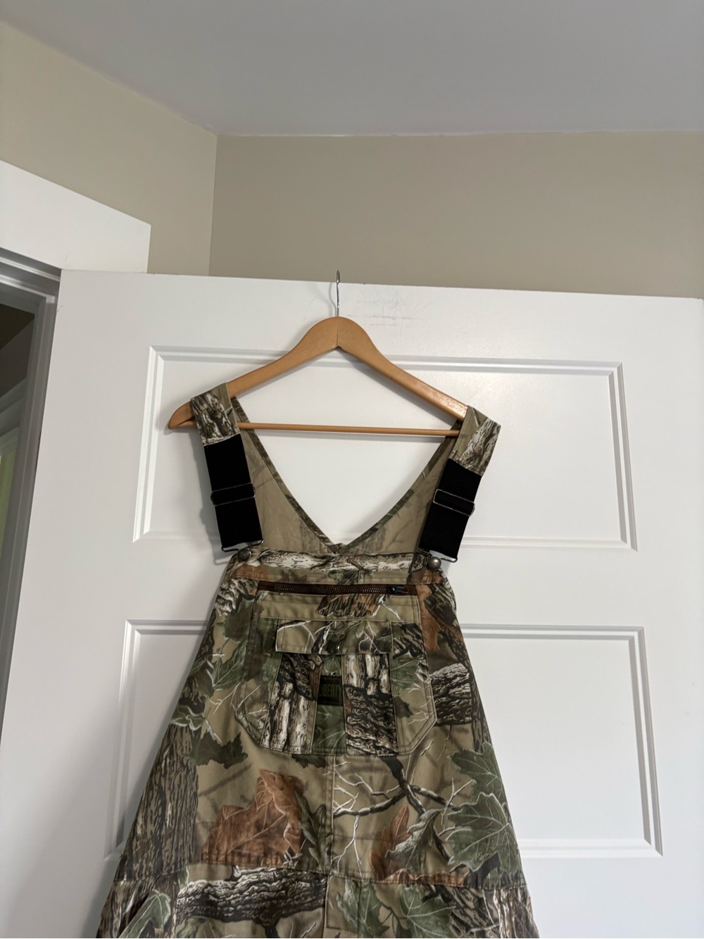 Liberty Camo Coveralls Sz 46 - Picture 2 of 15